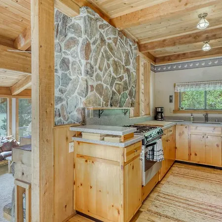 Classic Donner Lake View Cabin Truckee Exterior photo